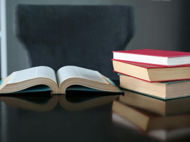 Książki o psychiatrii sądowej w kontekście terapii więziennej